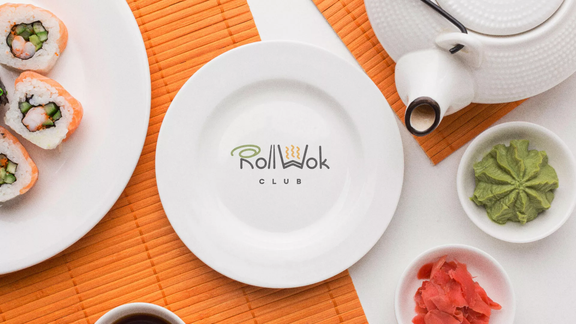 Разработка логотипа и фирменного стиля суши-бара «Roll Wok Club» в Майском